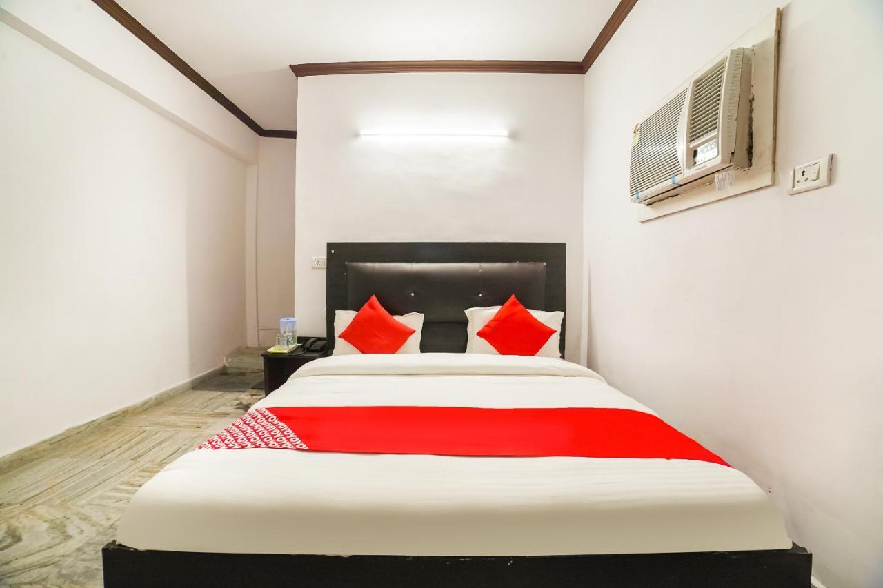 בארילי Oyo Hotel Konark Inn מראה חיצוני תמונה