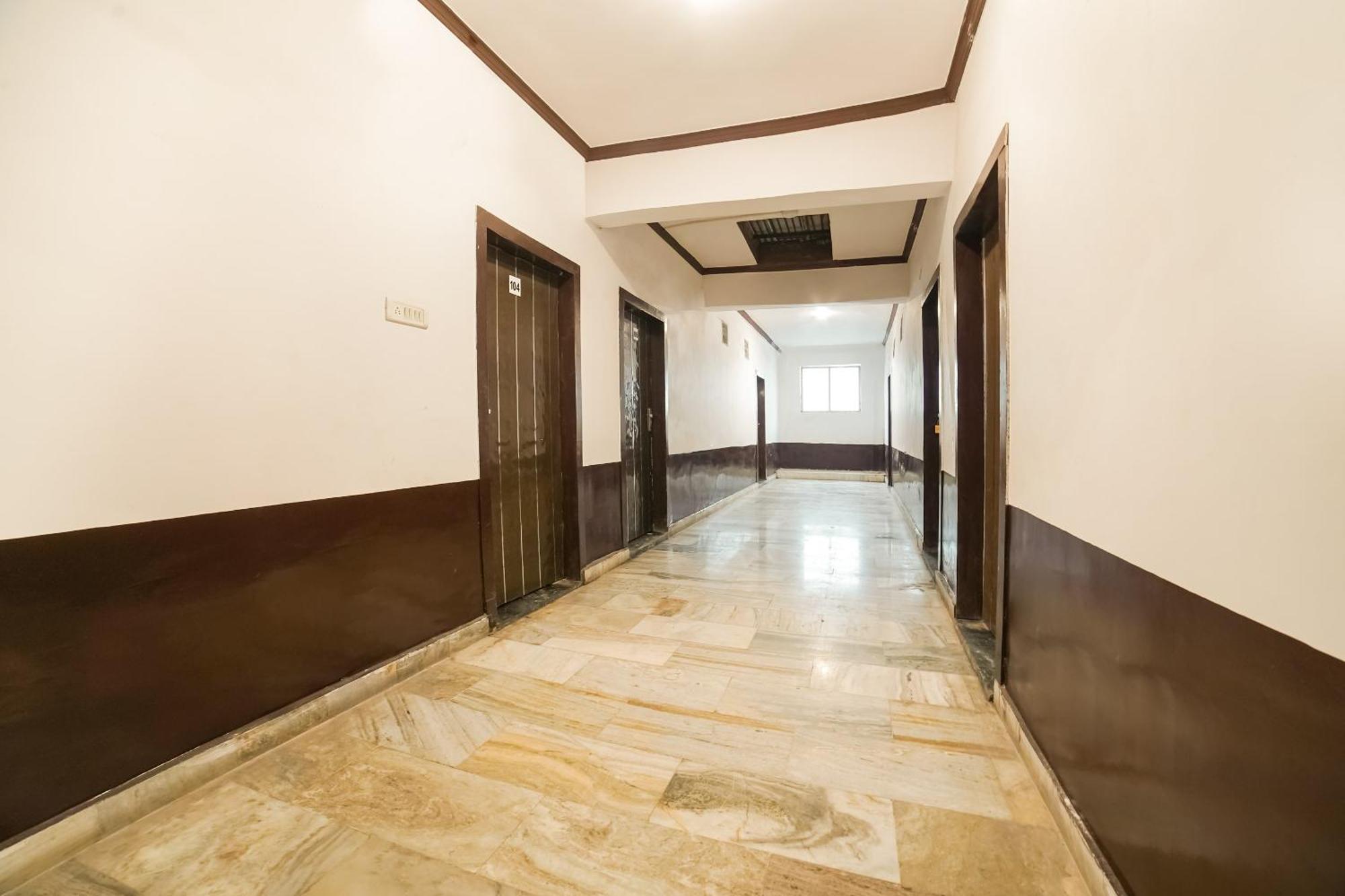 בארילי Oyo Hotel Konark Inn מראה חיצוני תמונה