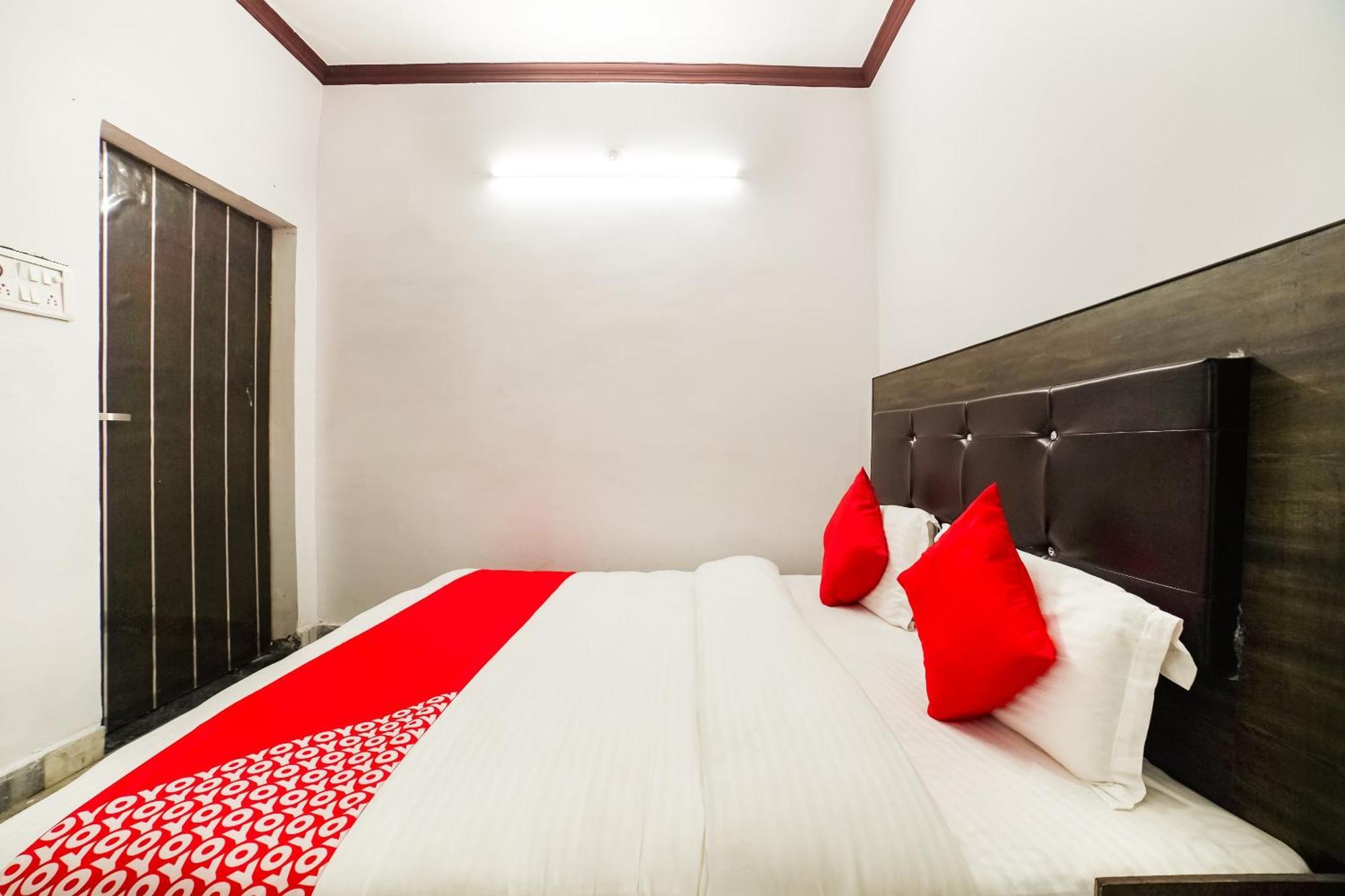 בארילי Oyo Hotel Konark Inn מראה חיצוני תמונה