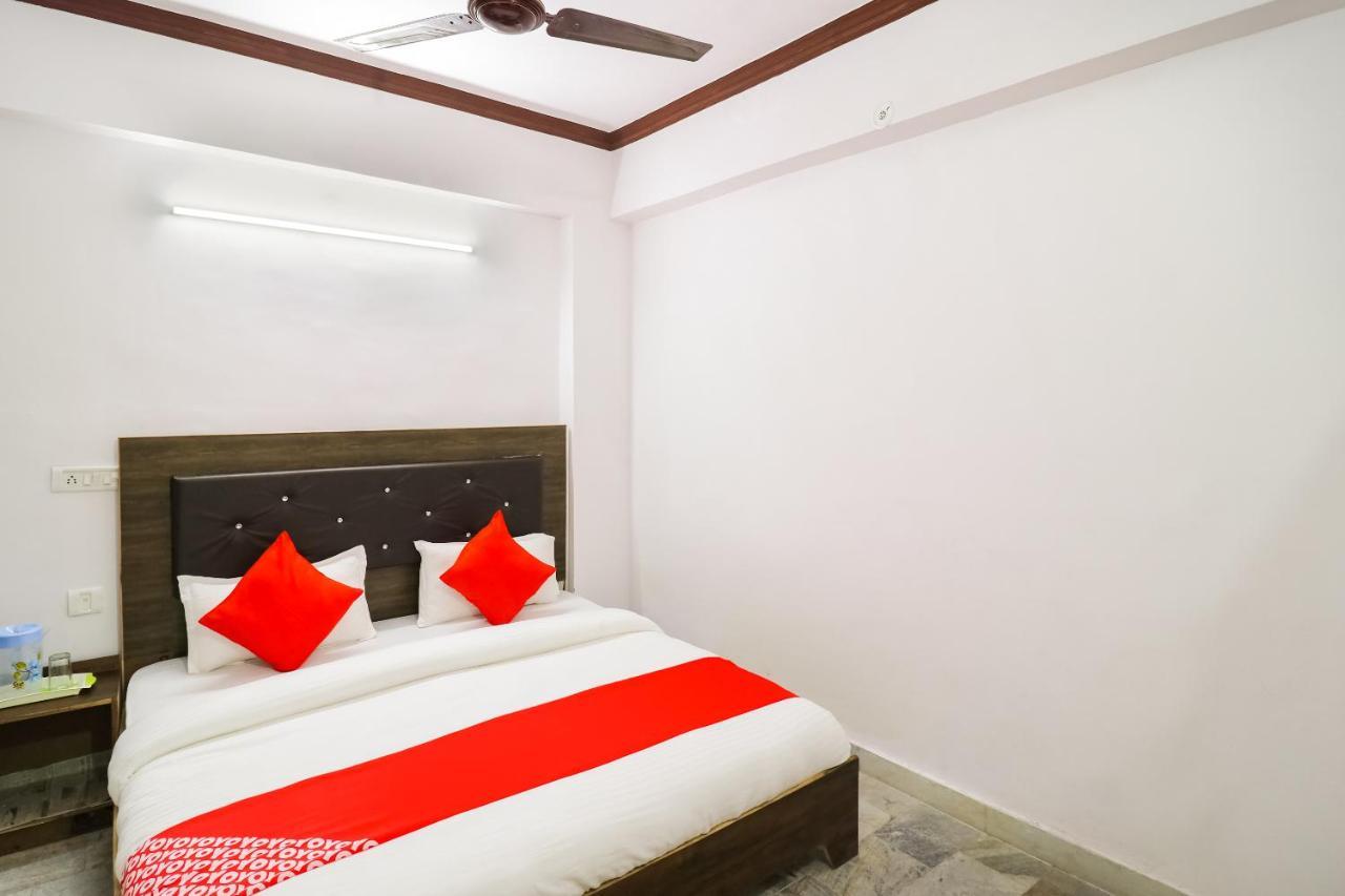 בארילי Oyo Hotel Konark Inn מראה חיצוני תמונה